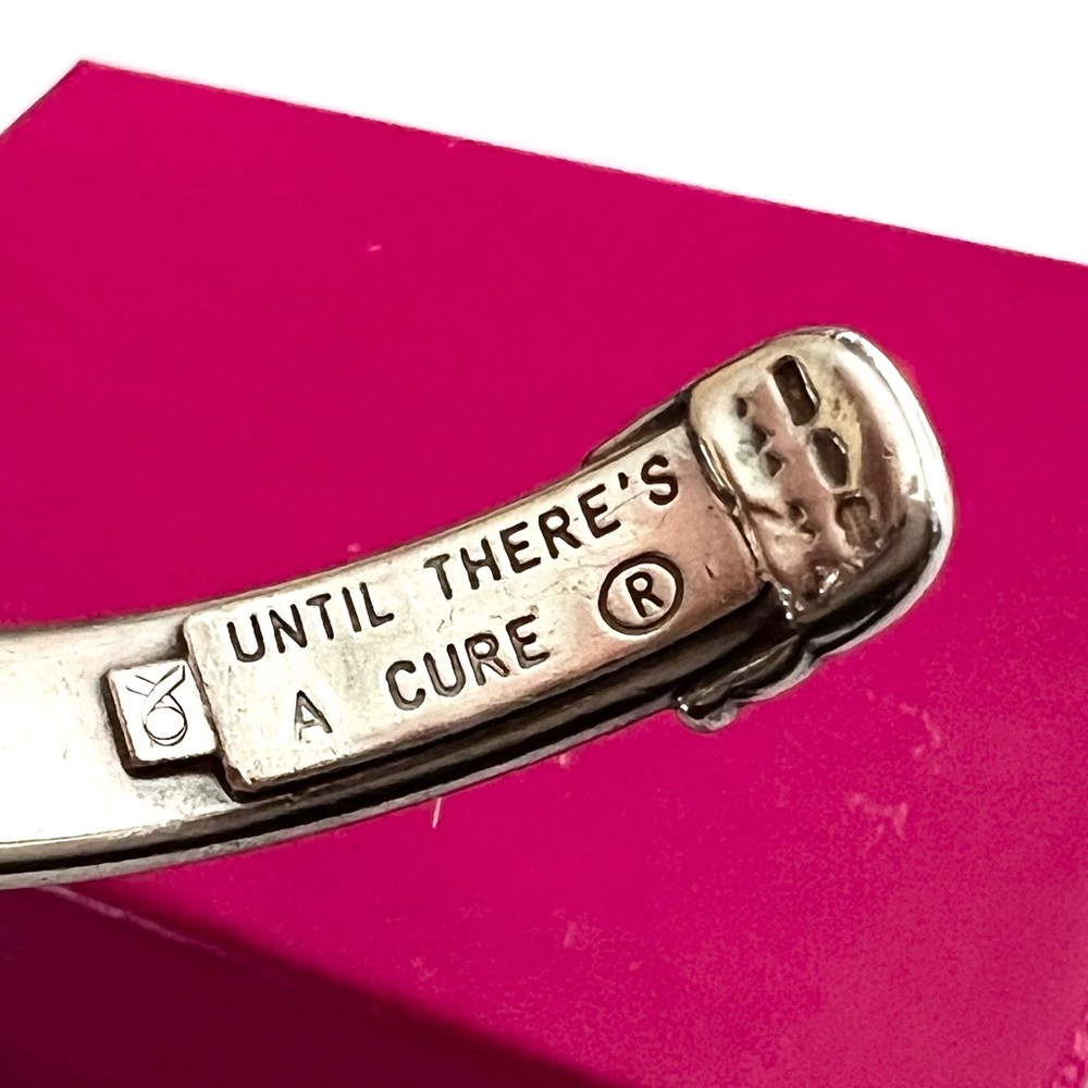 UNOAERRE Until there’s A Cure sterling silver cuff bracelet - Picture 6 of 14